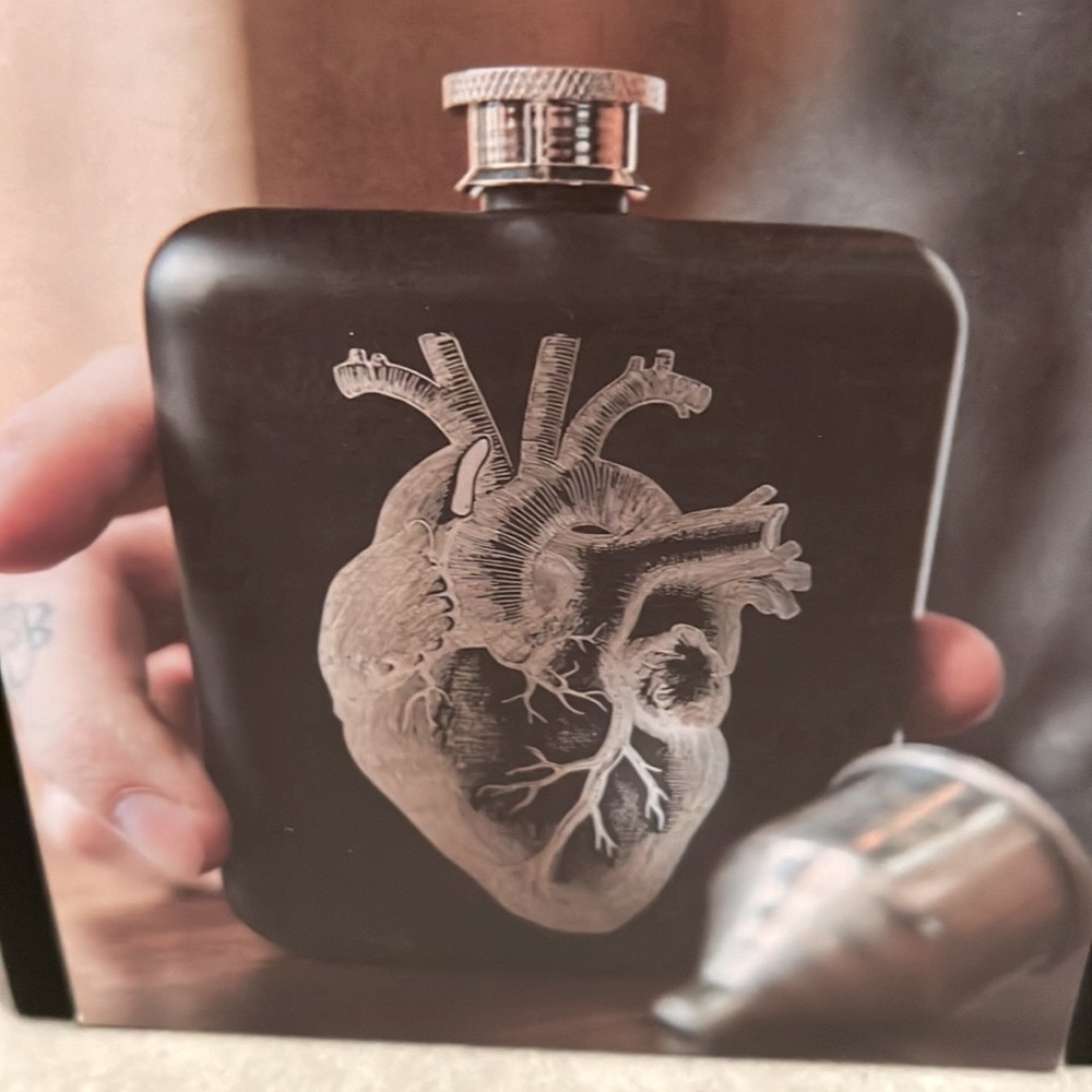 Iron & Glory hip flask and funnel